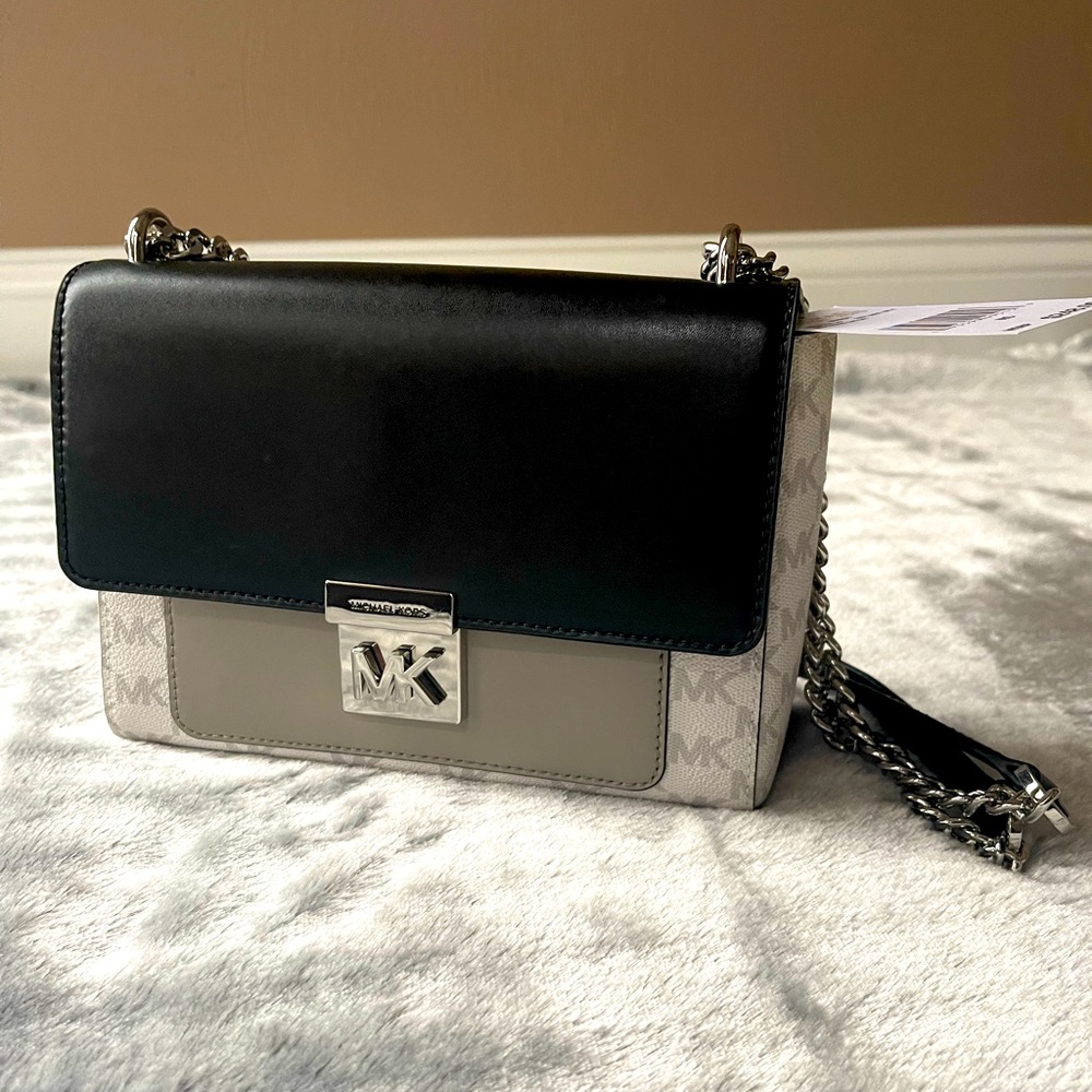 MICHAEL Michael Kors Medium Mindy Bag in Black & Gray with Silver Chain